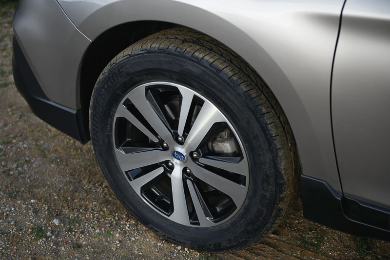 スバル アウトバックのf型のマイナーチェンジ情報 変更点としてアイサイトツーリングアシスト Ta は 最新自動車情報 カーチェキ